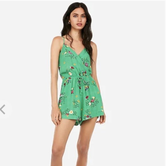 Express Green Floral Romper - Picture 5 of 7